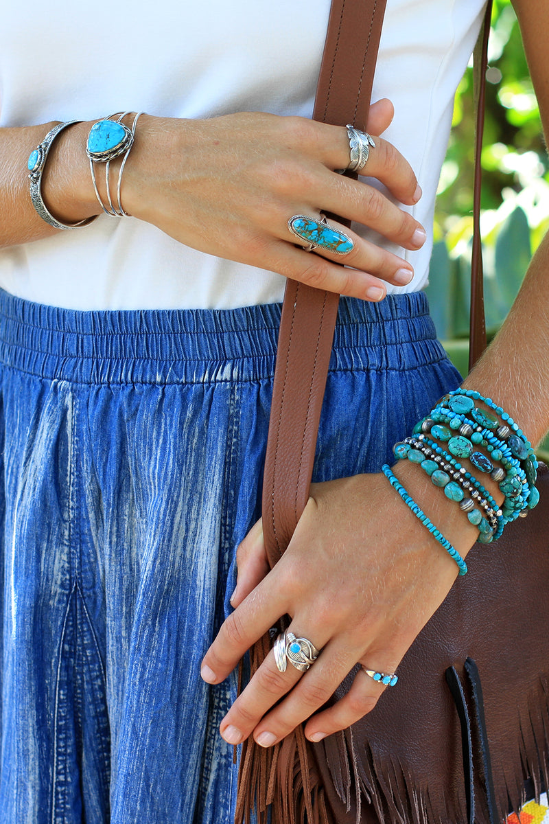 Fashion blue feather ring