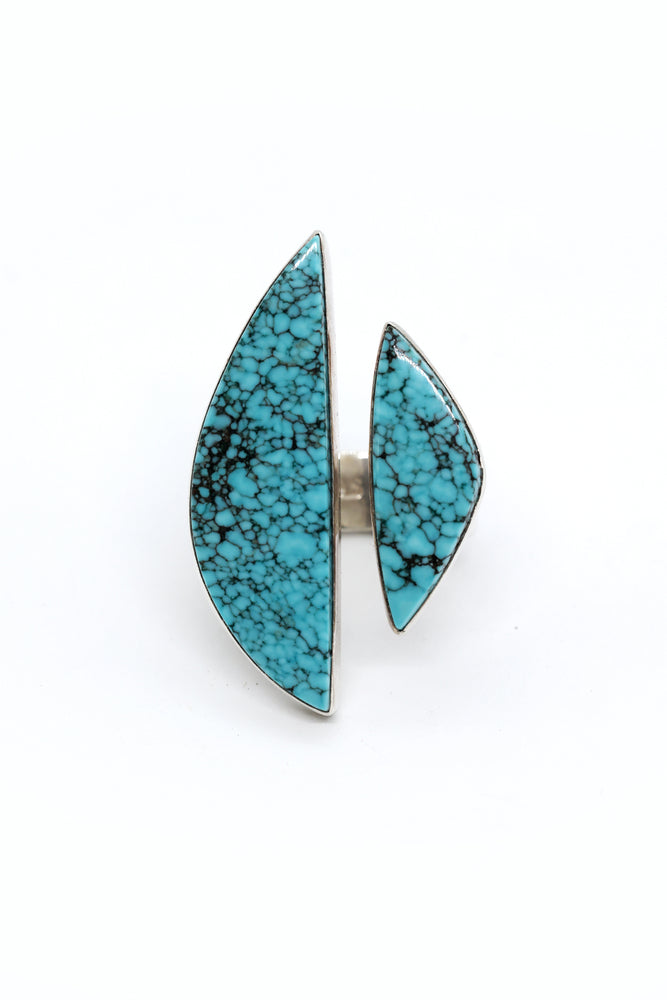 Contemporary High-Grade Kingman Turquoise Ring by Douglas Zackary