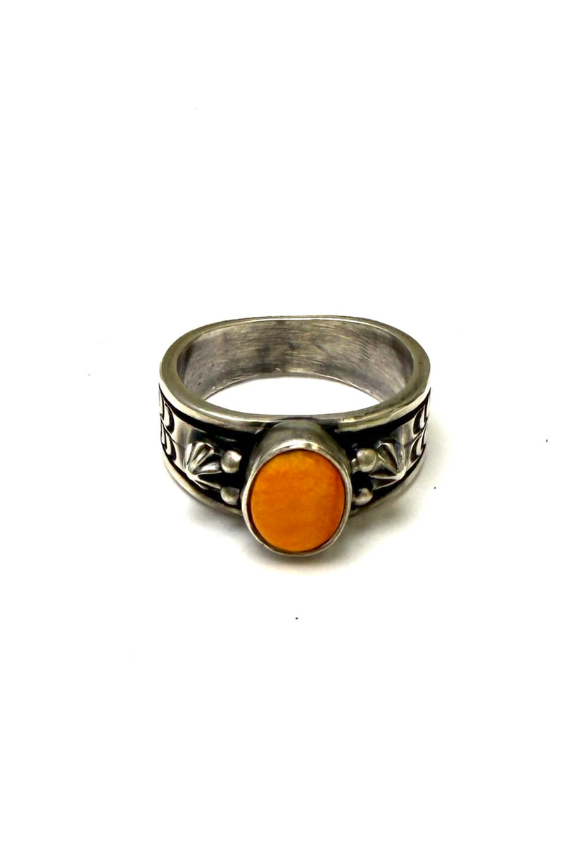Navajo Orange Spiny Oyster Oxidized Ring – Handmade Sterling Silver