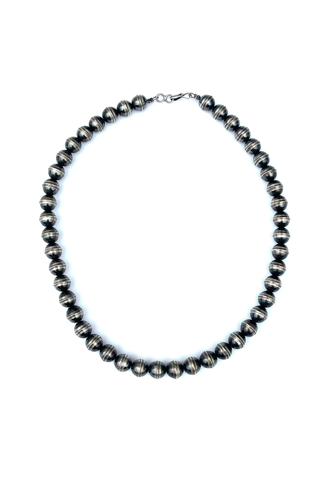 18" Navajo Sterling Silver Benchmade Bead Necklace