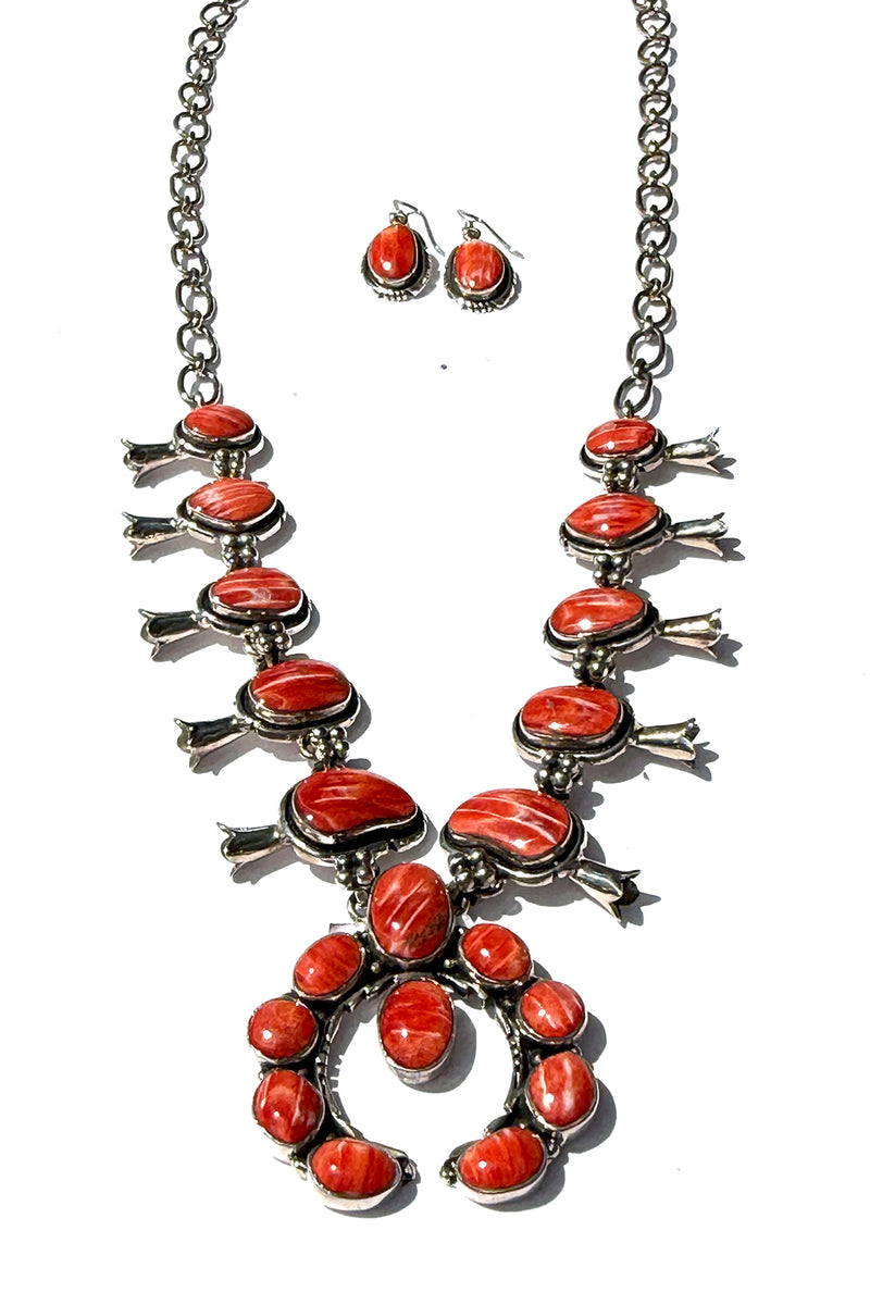Navajo Red Spiny Shell Squash Blossom Necklace – Handmade