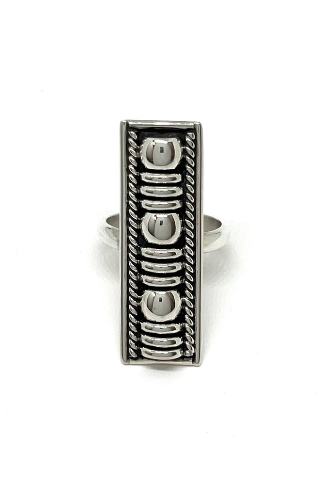 
                
                    Load image into Gallery viewer, Thomas Charley Sterling Silver Water Bead Ring (Size 8)
                
            