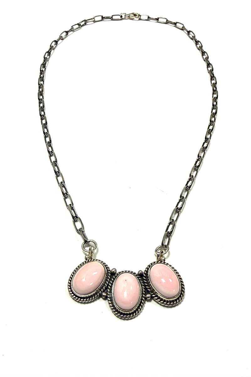 Navajo Handmade Pink Conch Triple Stone Necklace