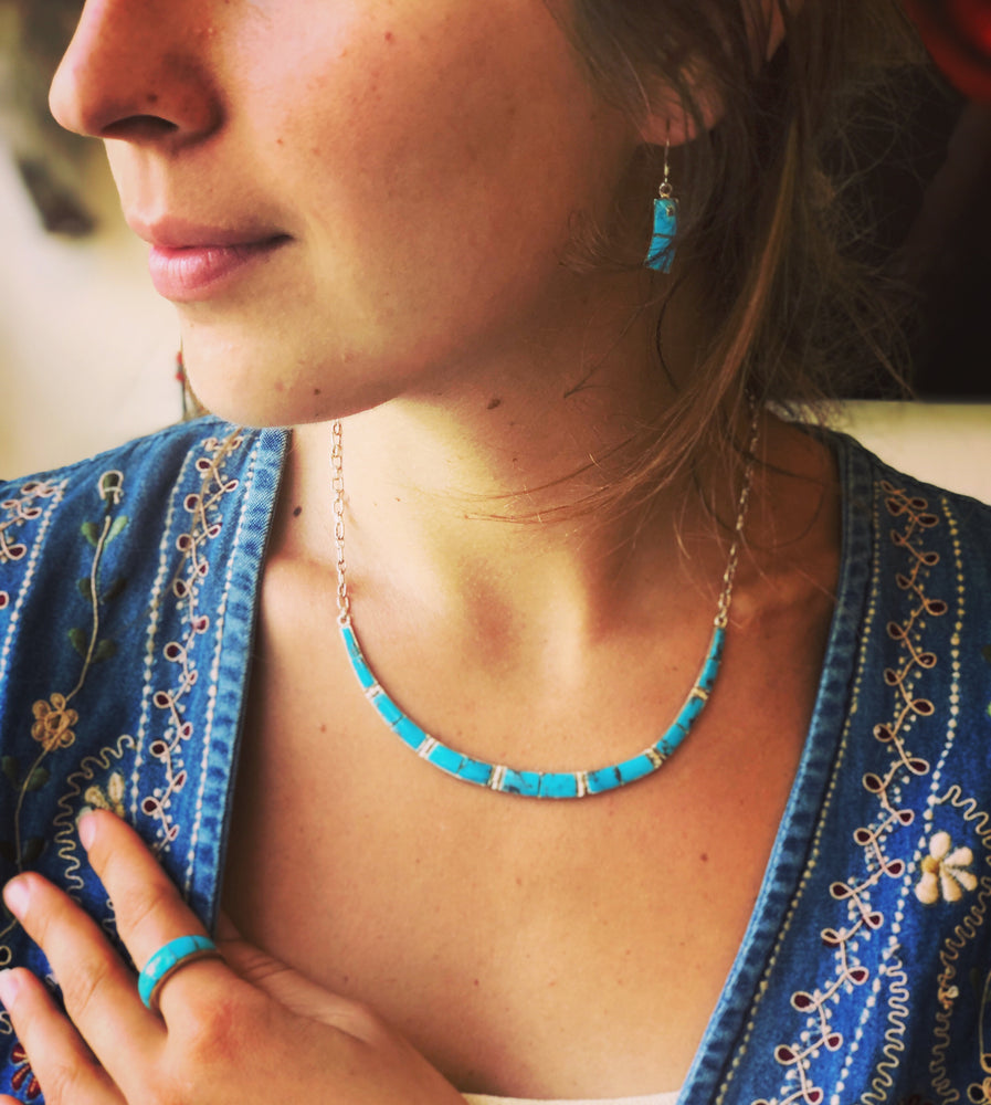 Blue Green Turquoise Women’s Inlay Earrings and Necklace Set