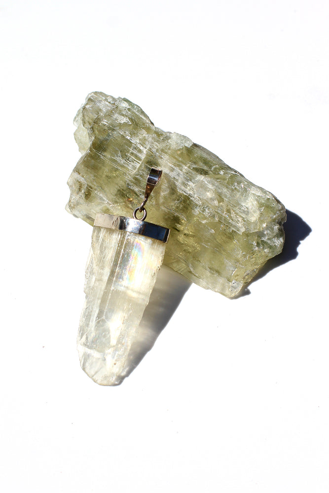 
                
                    Load image into Gallery viewer, Hiddenite Natural Crystal  Pendant
                
            