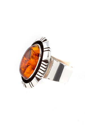 
                
                    Load image into Gallery viewer, Navajo Oval Amber Ring (Size 5 ¾)
                
            
