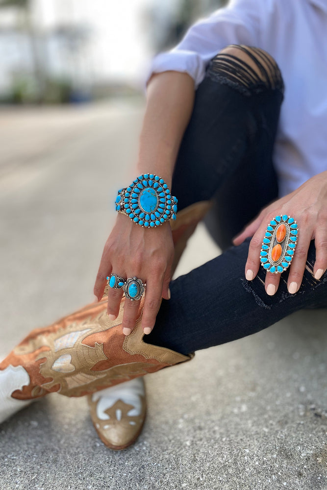 
                
                    Load image into Gallery viewer, Merle House Navajo Turquoise and Spiny Shell Statement Ring (Size 7 ½)
                
            