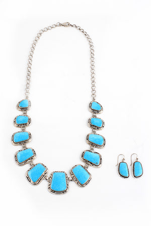 Bold Turquoise Necklace Set