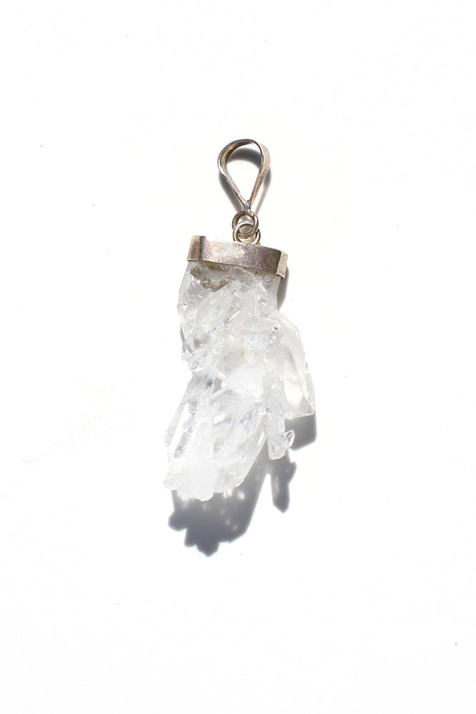 
                
                    Load image into Gallery viewer, Faden Quartz Cluster Crystal Pendant
                
            