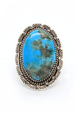 
                
                    Load image into Gallery viewer, Navajo Oval Turquoise Ring (Size 7 ½)
                
            