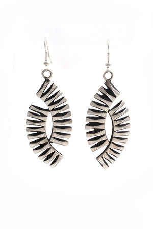 
                
                    Load image into Gallery viewer, Leander Tahe Contemporary Sterling Silver Earrings
                
            