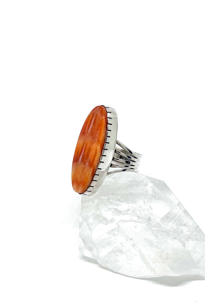 
                
                    Load image into Gallery viewer, Navajo Delbert Vandever Orange Spiny Shell Ring (Size 6 3/4)
                
            