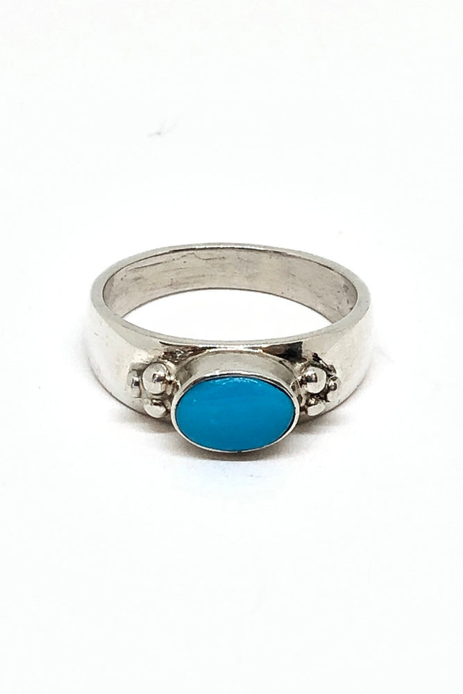 Petite Turquoise Ring (Size 9)
