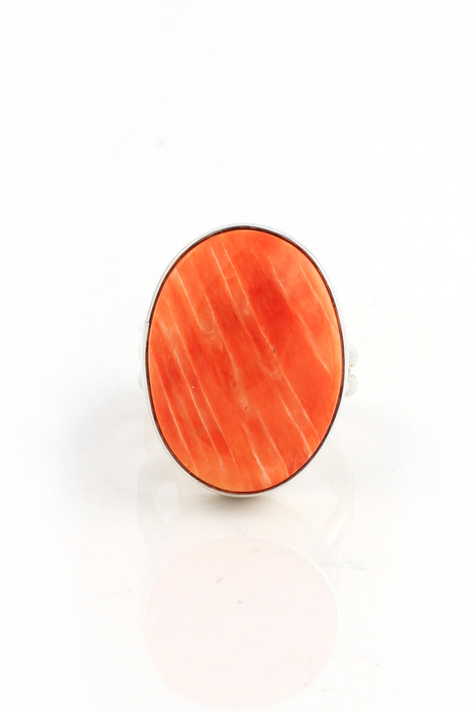 
                
                    Load image into Gallery viewer, Modern Orange Spiny Oyster Ring size 7 1/2
                
            