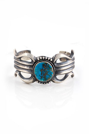 
                
                    Load image into Gallery viewer, Sandcast Turquoise Bracelet
                
            