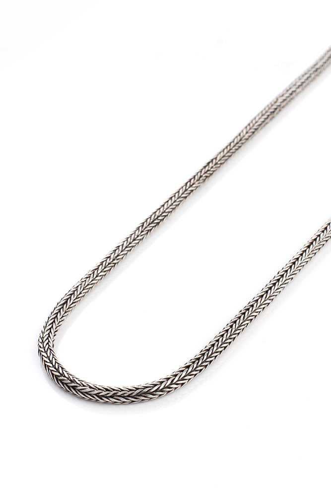 
                
                    Load image into Gallery viewer, Thick Sterling Silver Naga Bali Chain
                
            