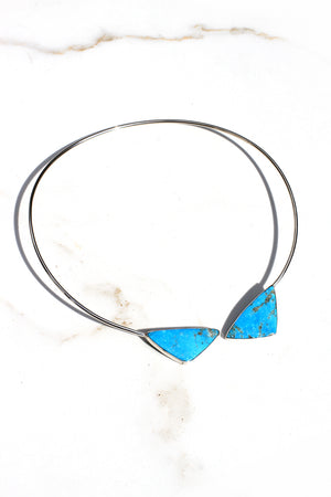 
                
                    Load image into Gallery viewer, Blue Turquoise Split Collar Necklace
                
            