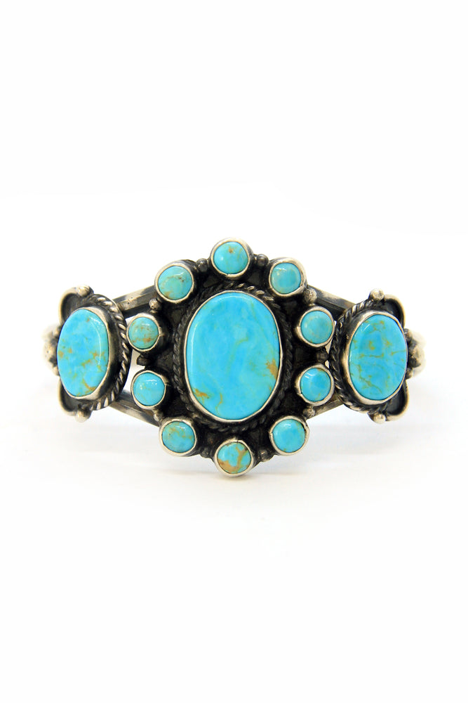 
                
                    Load image into Gallery viewer, Navajo Turquoise Cluster Bracelet
                
            