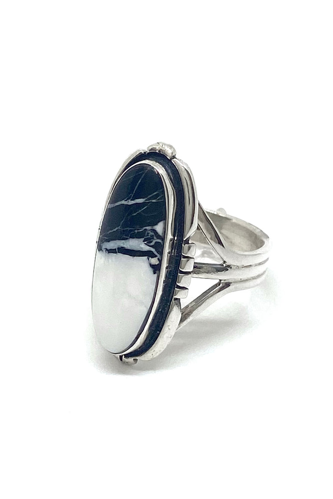 
                
                    Load image into Gallery viewer, Oval White Buffalo Turquoise Ring (Size 8)
                
            